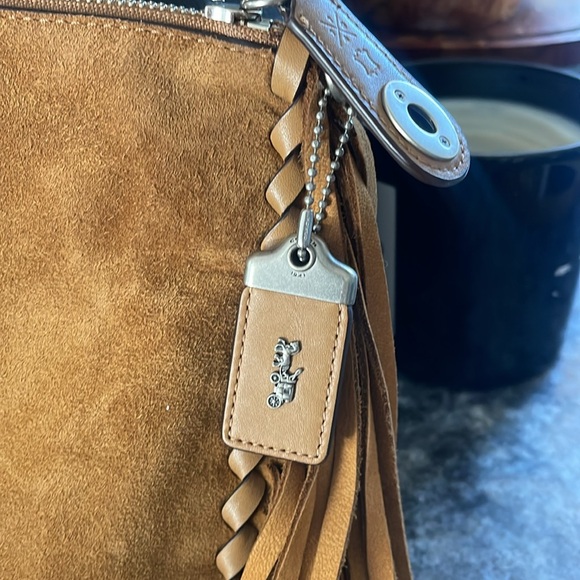 Coach genuine suede clutch fringe excellent condition inside few stains - Picture 2 of 6
